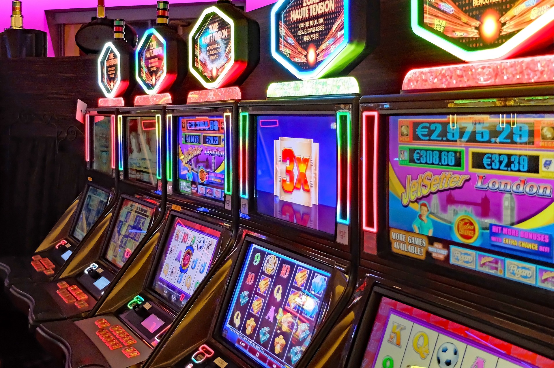 Fun88 slot online01